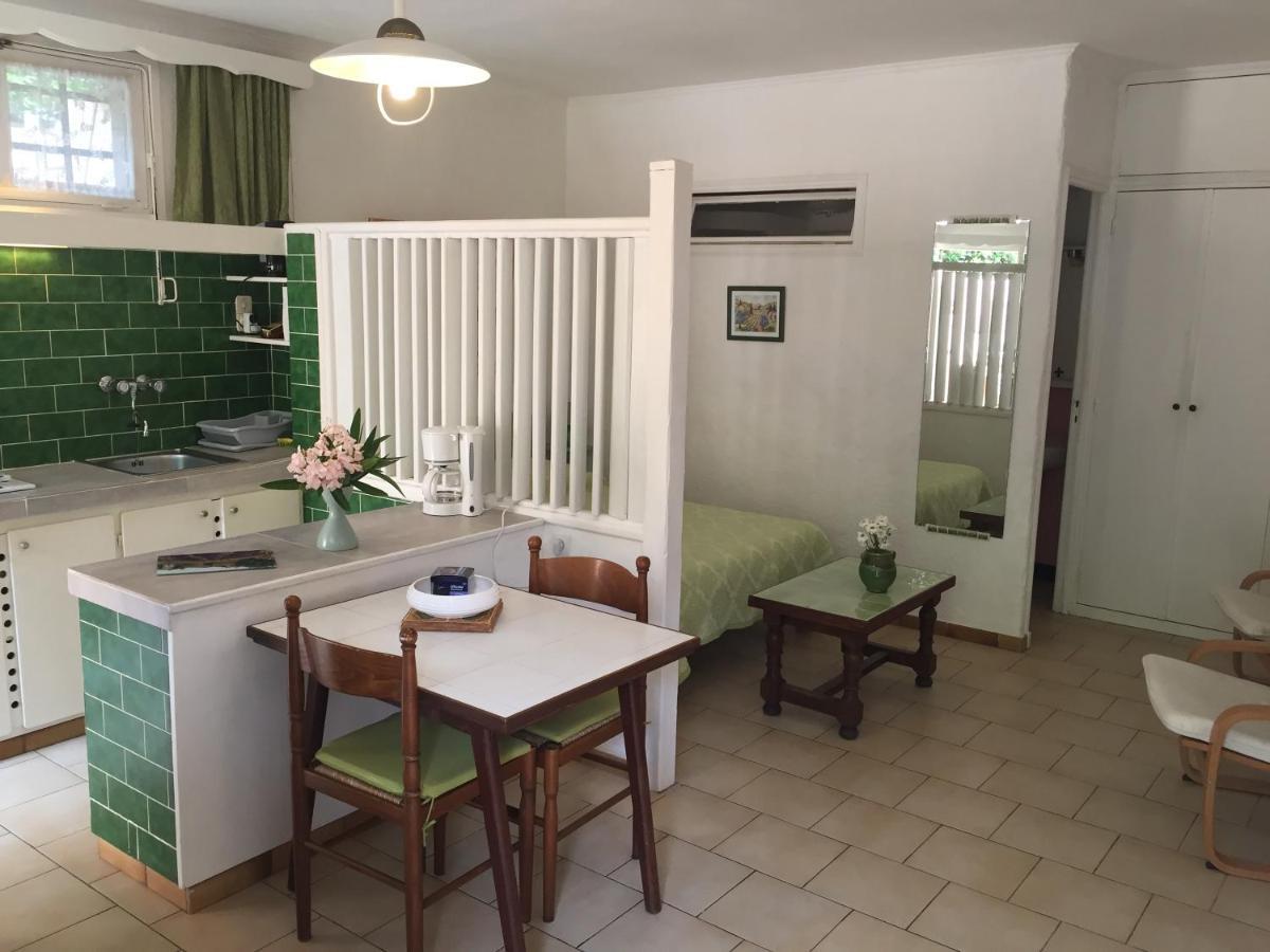 89 Le Grand Pin Apartment Sainte-Maxime Exterior foto