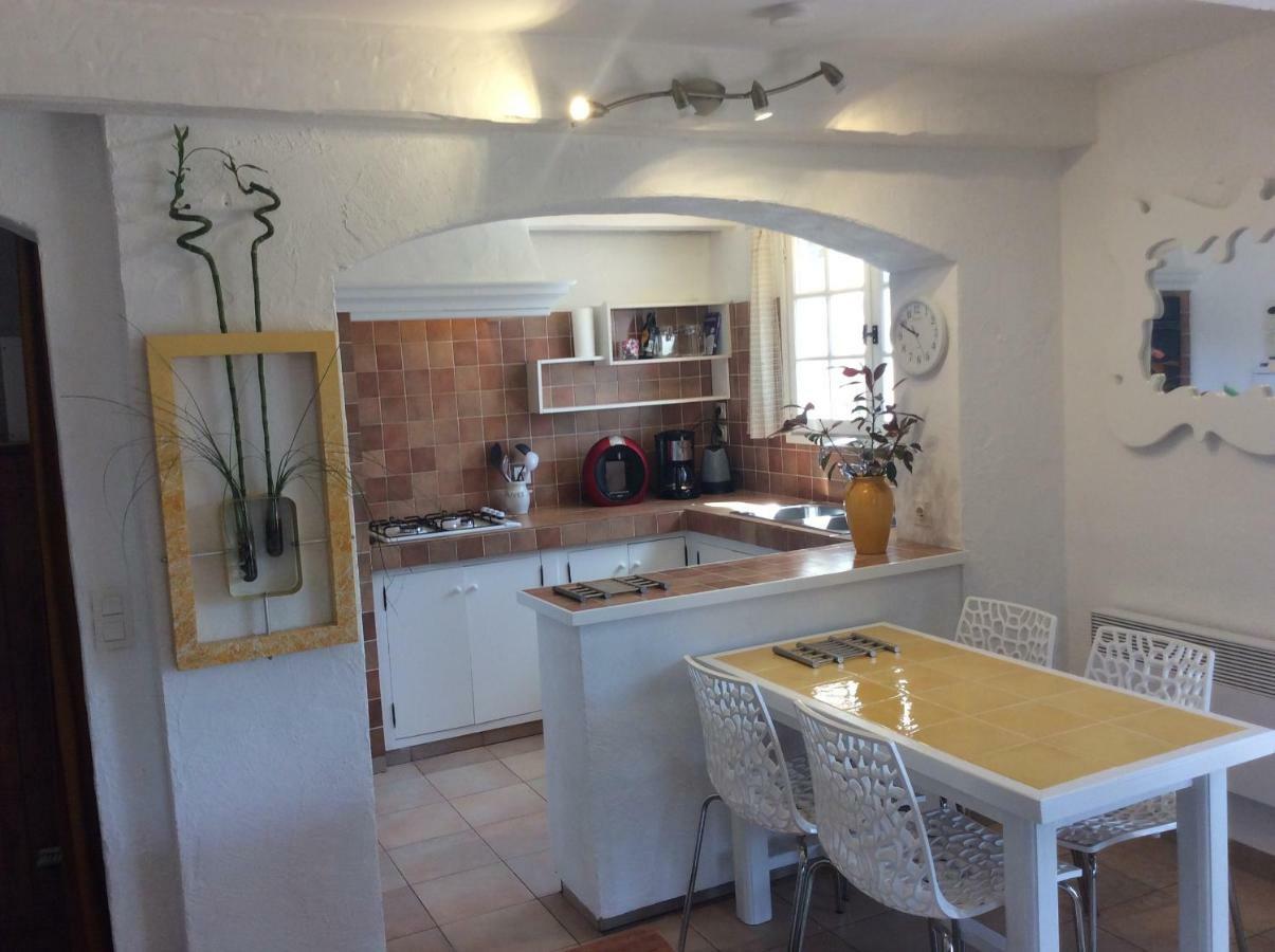 89 Le Grand Pin Apartment Sainte-Maxime Exterior foto
