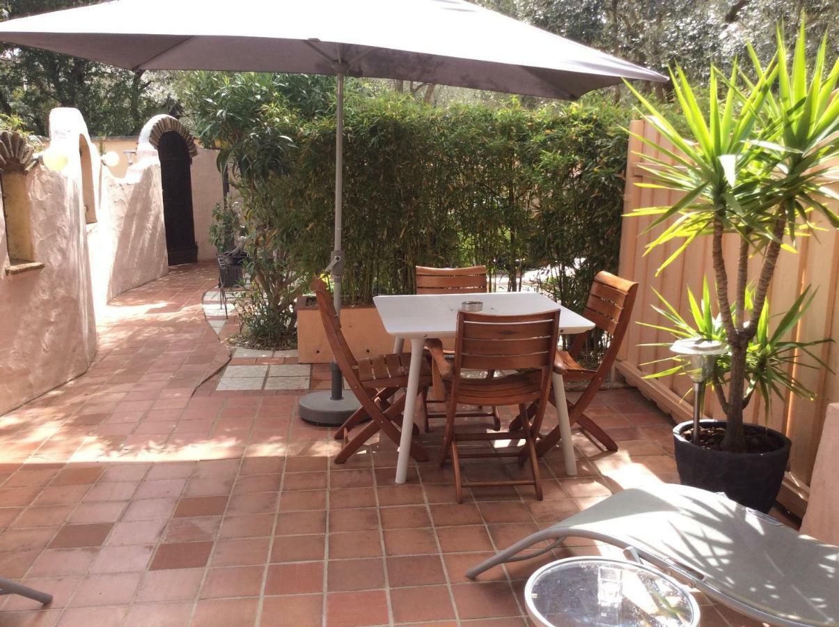 89 Le Grand Pin Apartment Sainte-Maxime Exterior foto