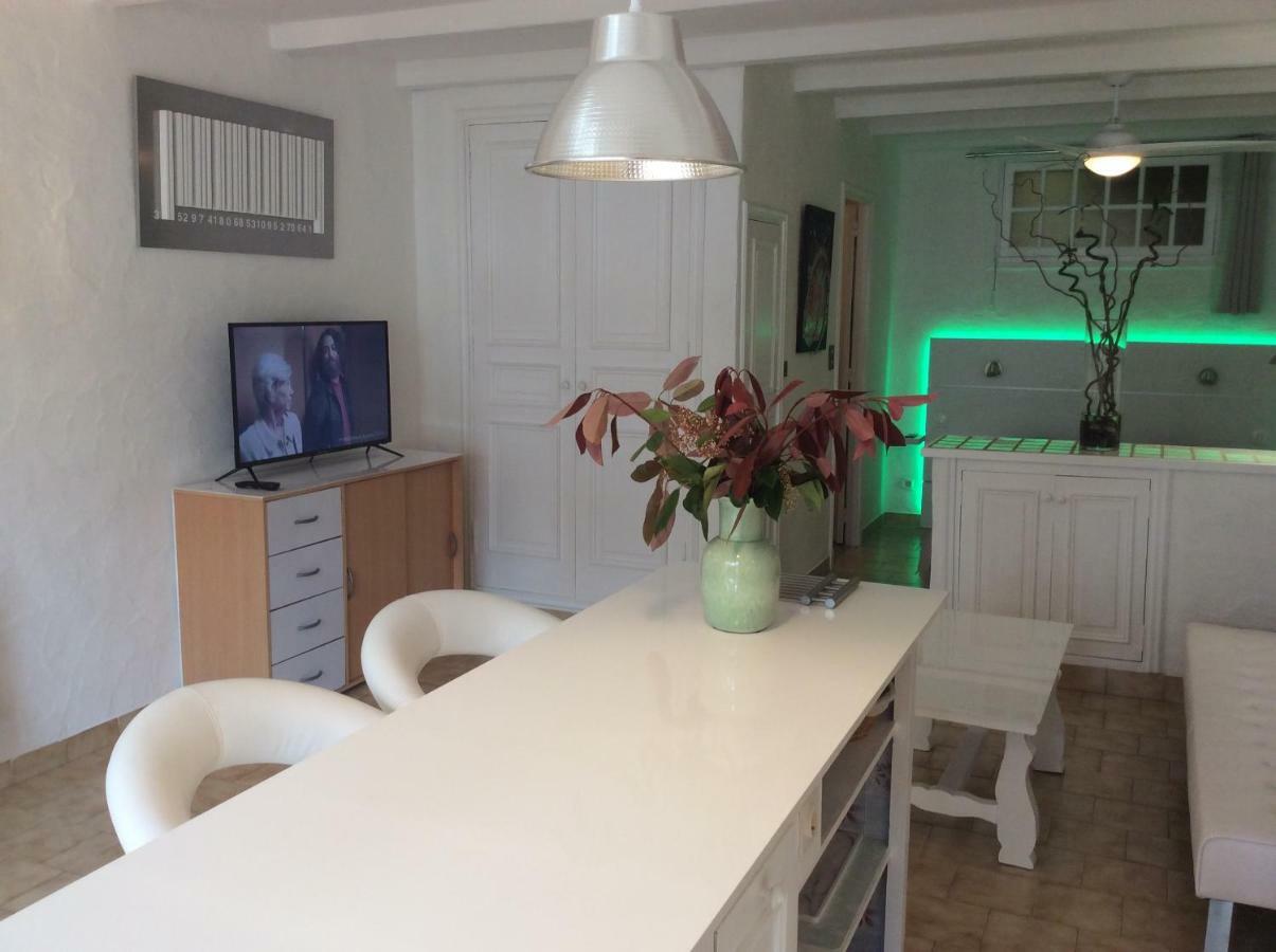 89 Le Grand Pin Apartment Sainte-Maxime Exterior foto
