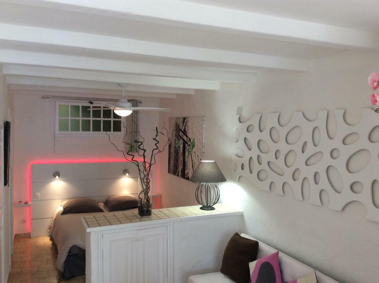 89 Le Grand Pin Apartment Sainte-Maxime Exterior foto